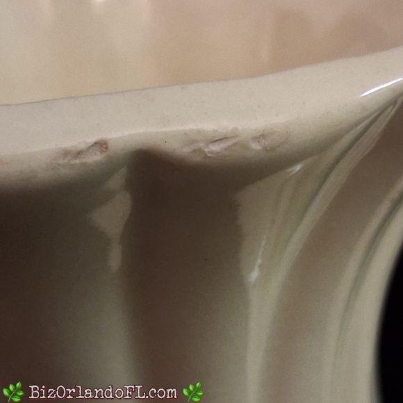 VINTAGE Pair of USA Art Pottery Matte White Cornucopia Planter Vases circa 1940s - Picture 2 of 10